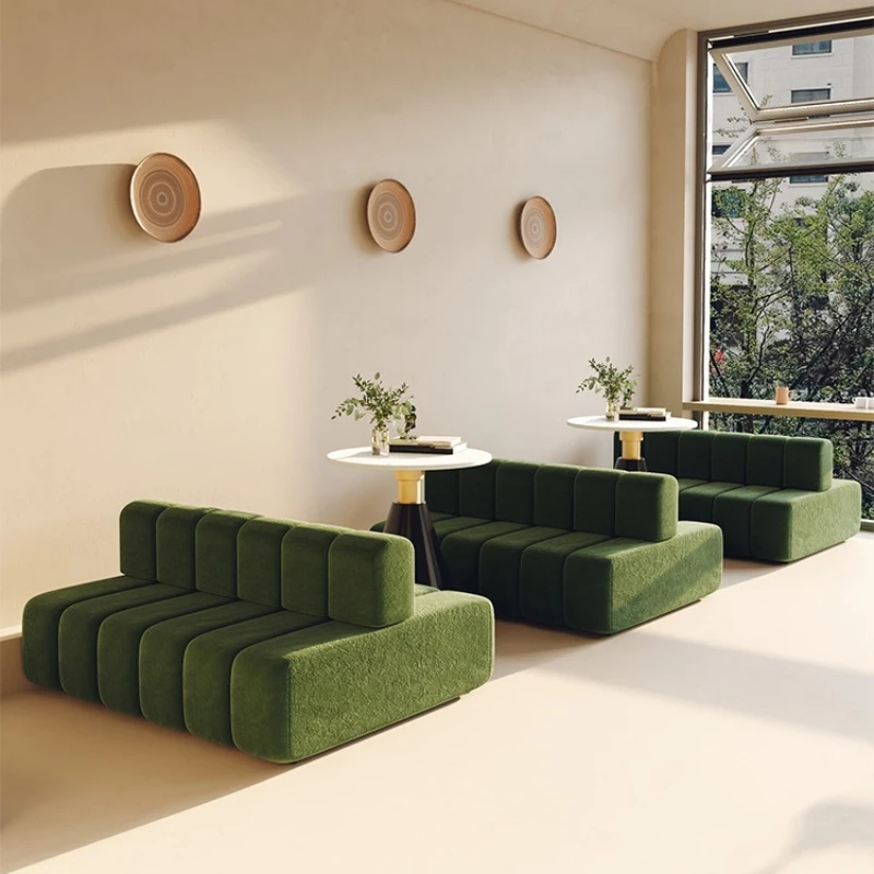 Coffee Tea Lounge - Sofa berbaris lurus dua sisi berhadapan,